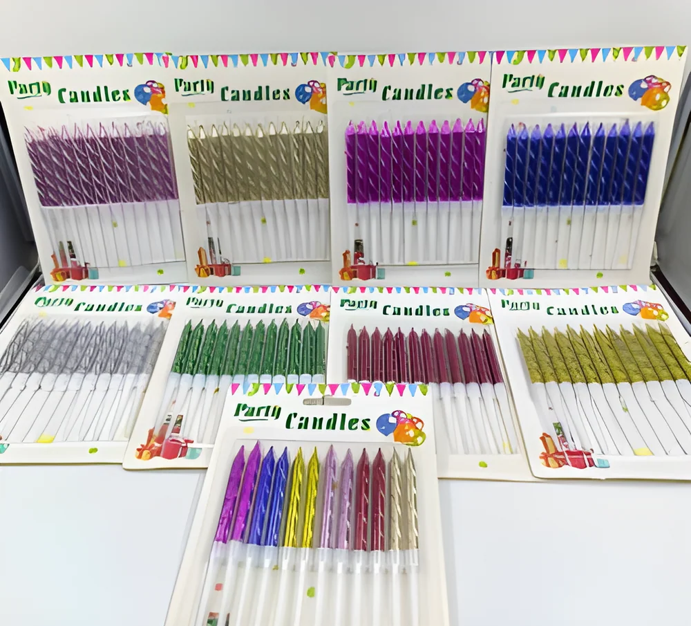 Birthday Candle – 12 Gold-sprayed Threads