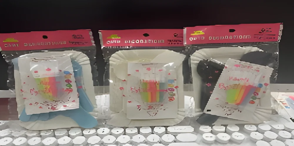 Hook Bag 10 Plates, 10 Forks + Knife + Candle